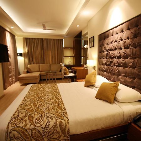 Hotel Riverview Ahmedabad Quarto foto