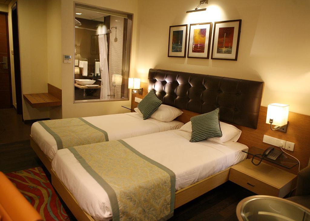 Hotel Riverview Ahmedabad Quarto foto