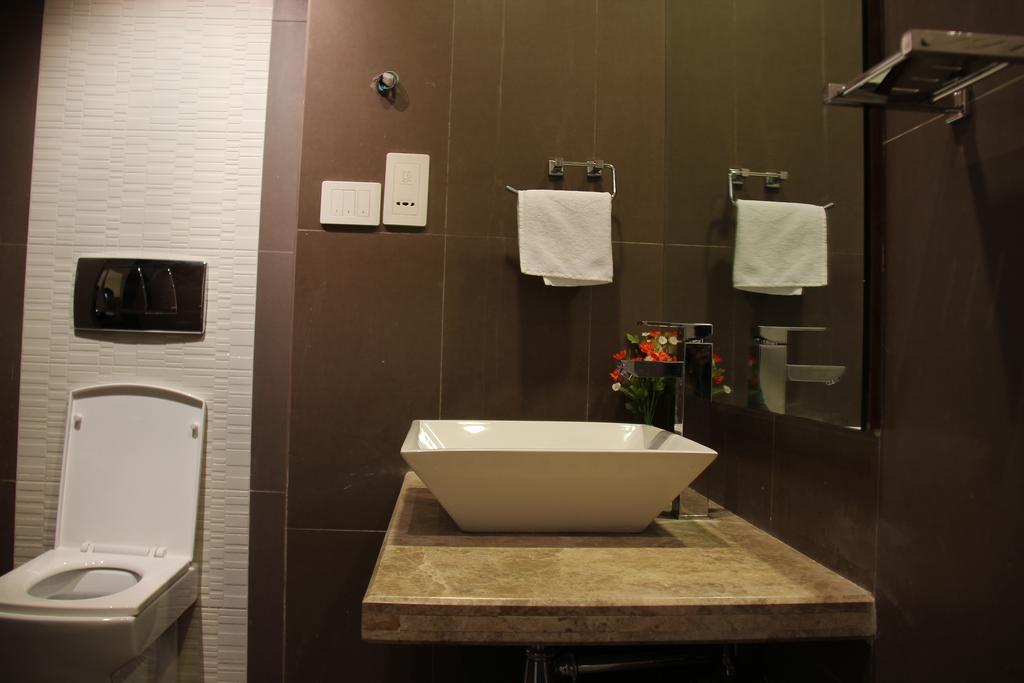 Hotel Riverview Ahmedabad Quarto foto
