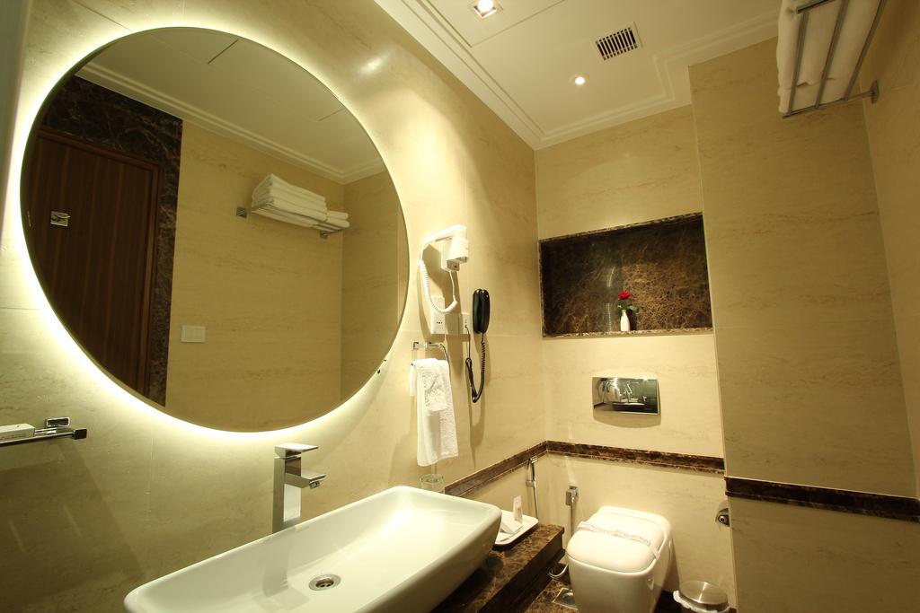 Hotel Riverview Ahmedabad Quarto foto